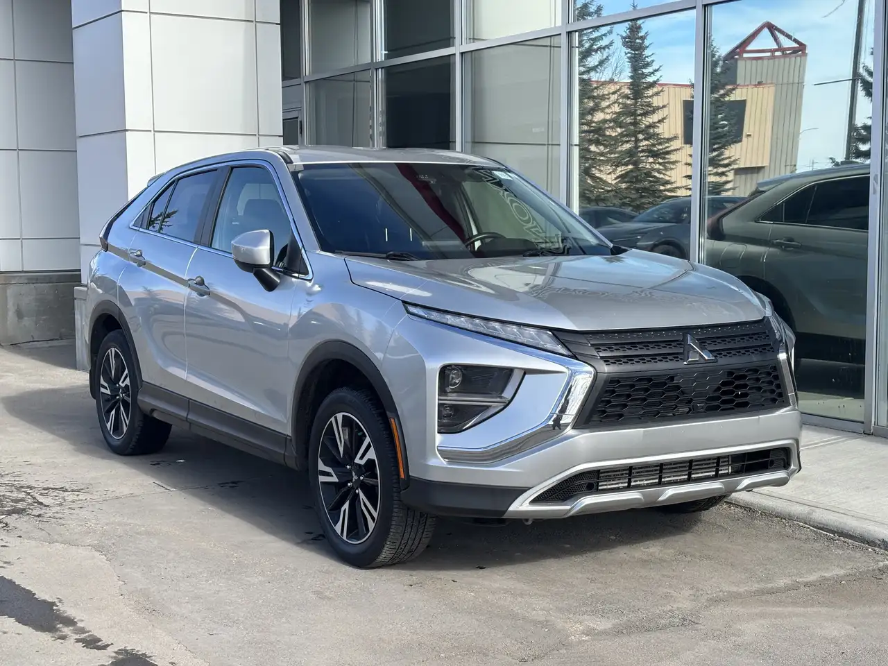 Mitsubishi Eclipse Cross снимка Mitsubishi Eclipse Cross