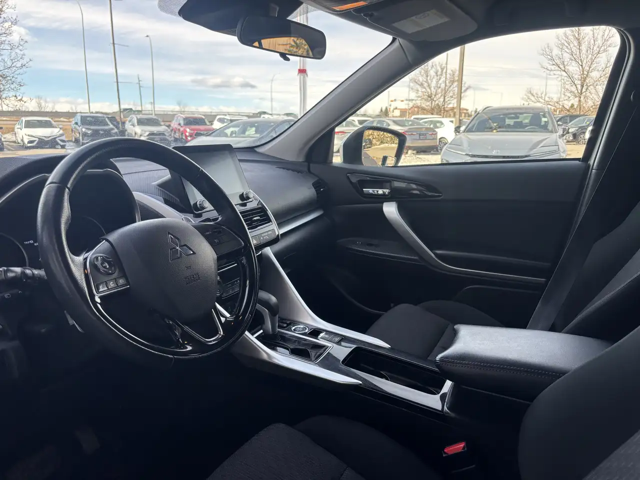 Mitsubishi Eclipse Cross снимка Mitsubishi Eclipse Cross