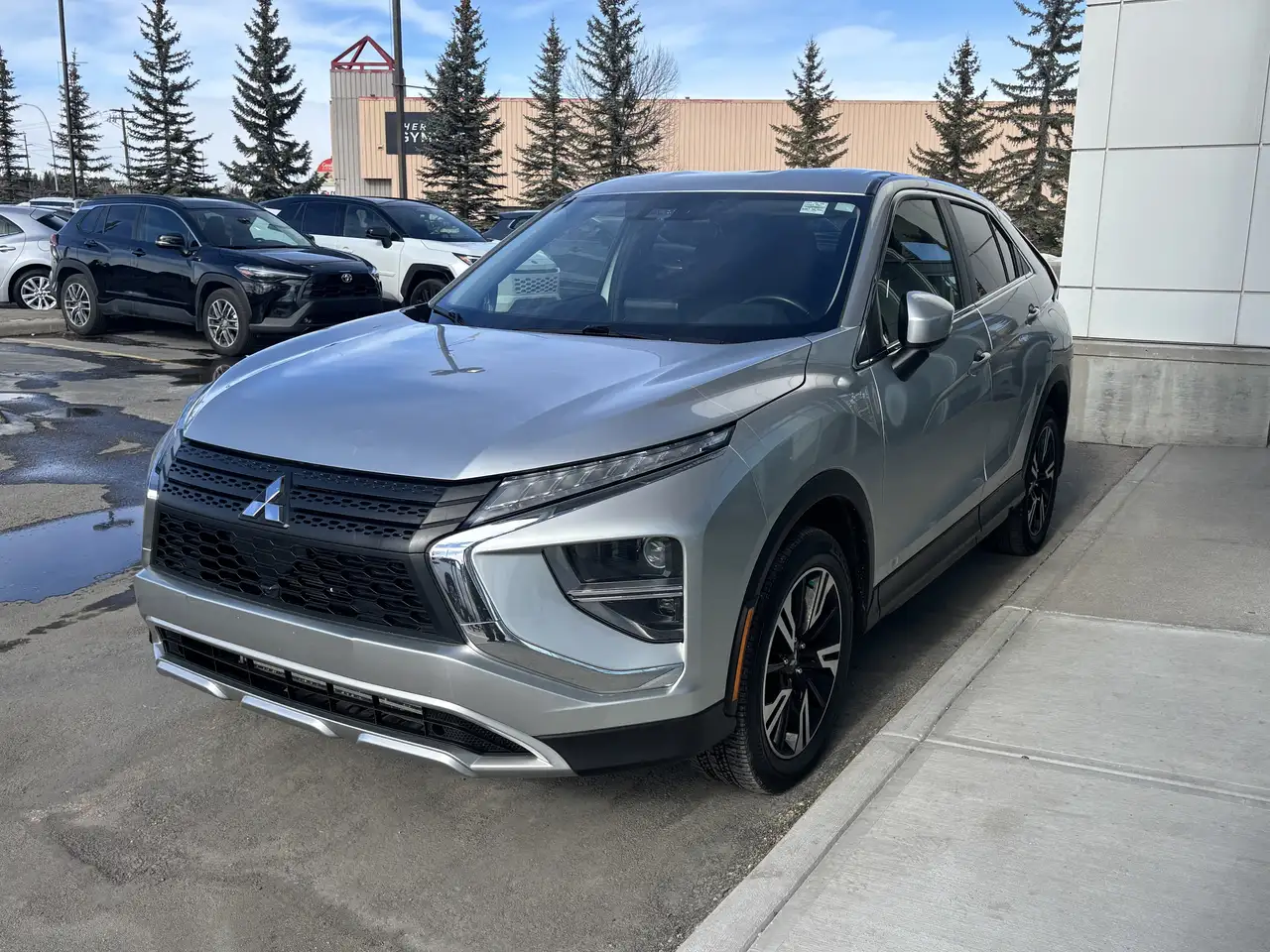 Mitsubishi Eclipse Cross снимка Mitsubishi Eclipse Cross