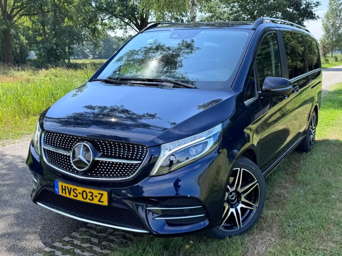 Mercedes-Benz V 250 / AMG / 8 PERSOONS / DUBBEL PANO / 19 INCH / Bleu - 2