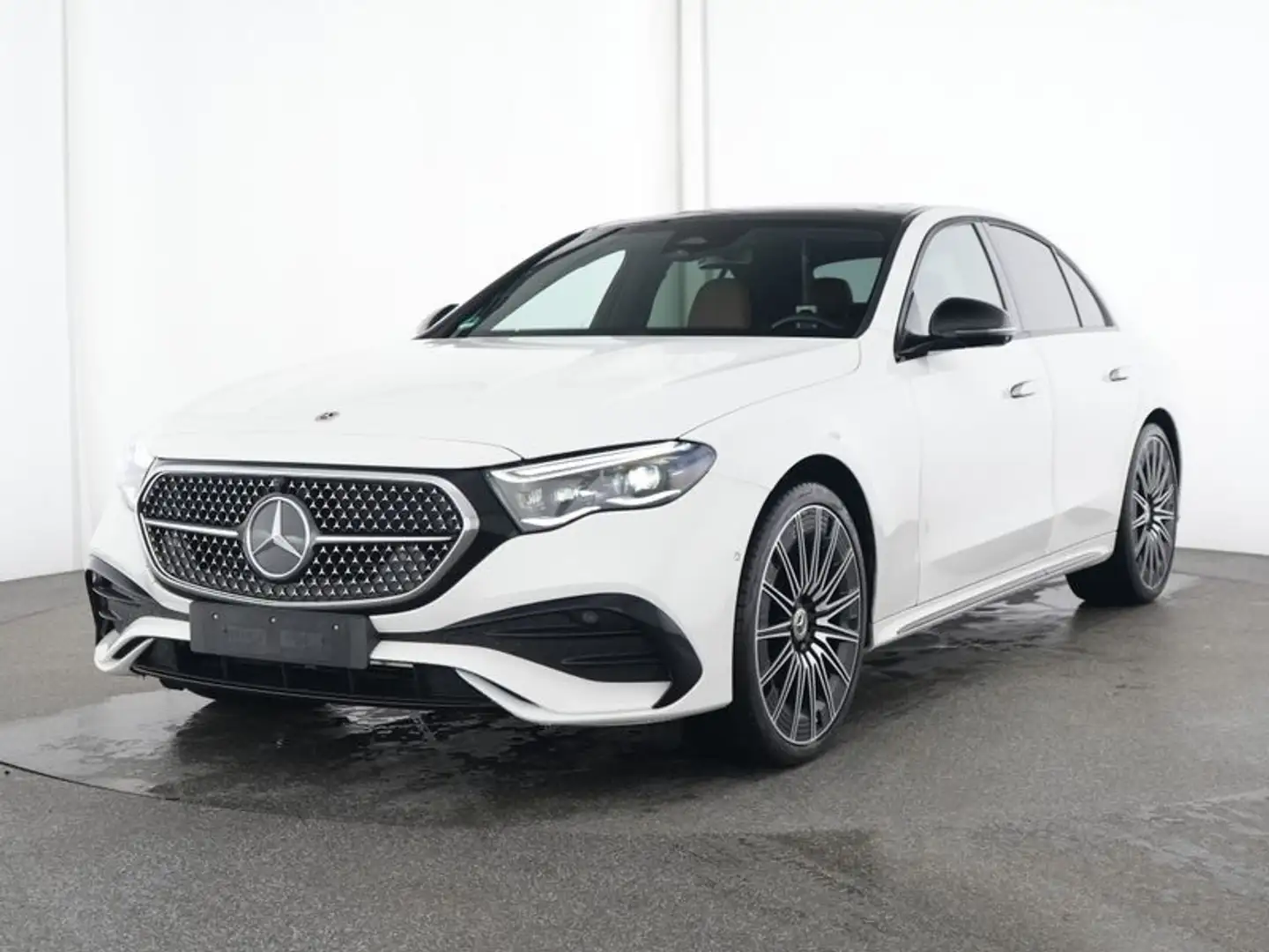 Mercedes-Benz E 220 d AMG Prem SUPERSCRE Airmatic Pano HUD Bur Blanc - 1