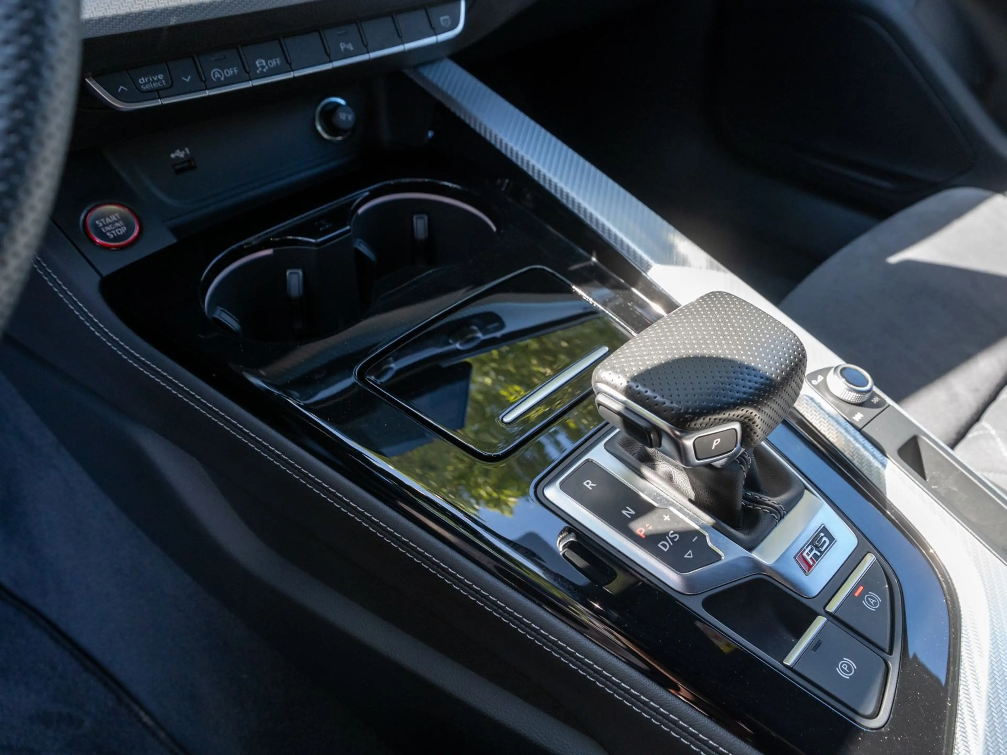 Audi RS4 2.9TFSI tiptron MATRIX ACC HUD RS-AGA — photo 14
