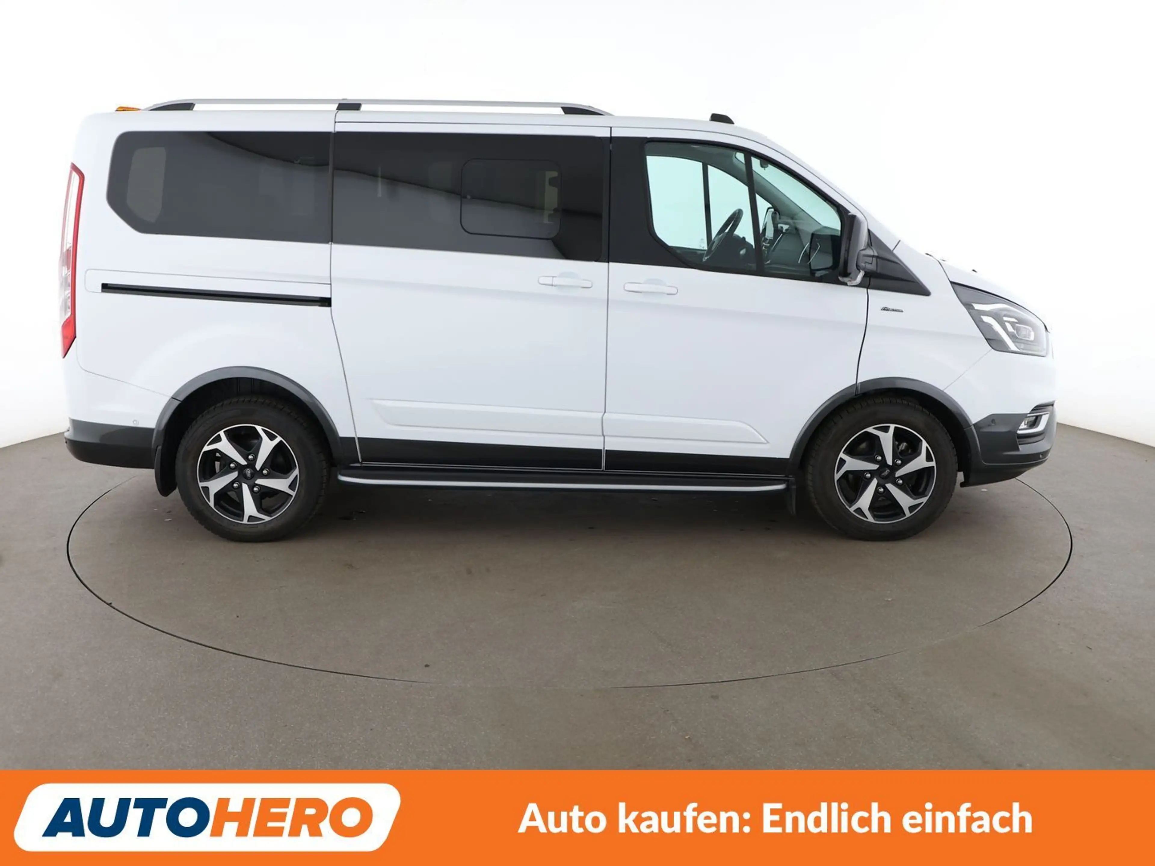 Ford Tourneo Custom 2.0 TDCi 320 L1 Tourneo Active Aut*NAVI*XENON*ACC* — photo 7
