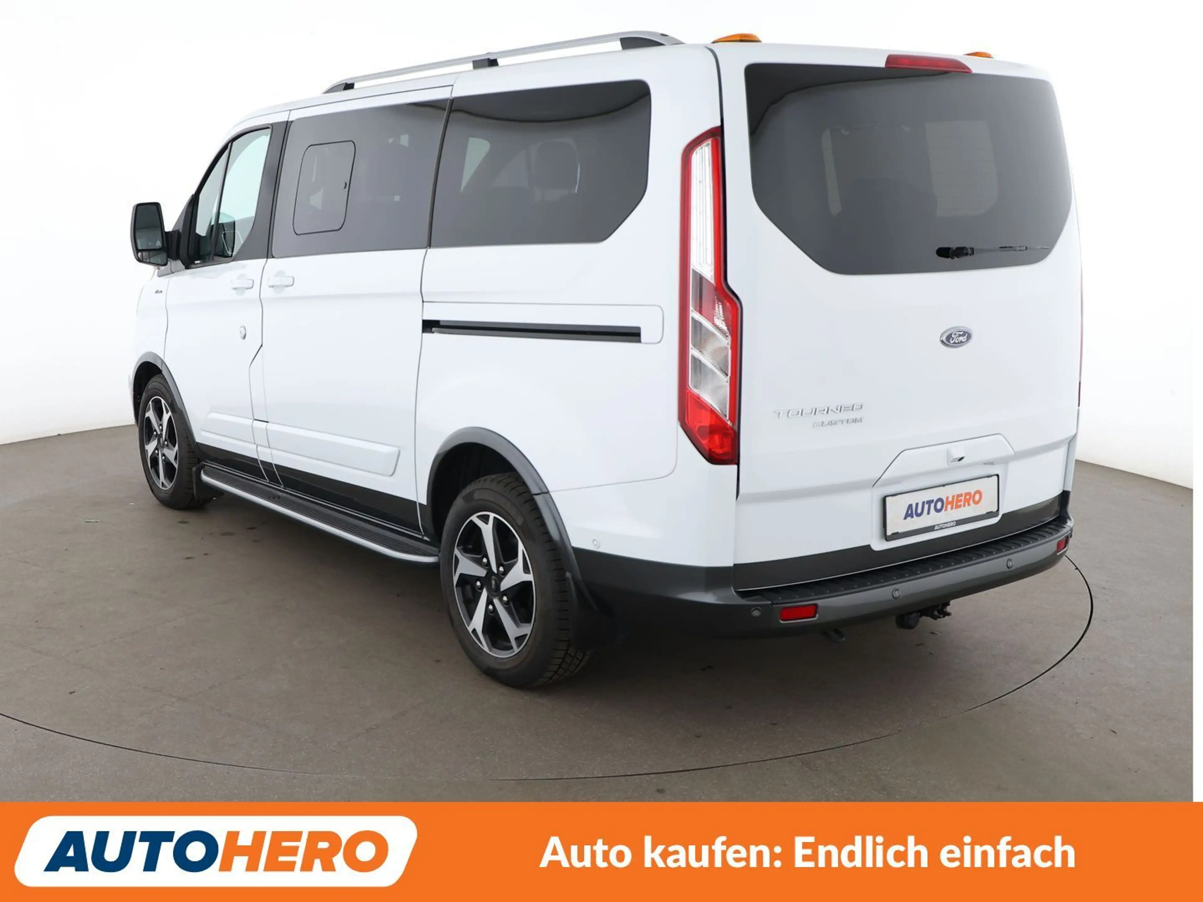 Ford Tourneo Custom 2.0 TDCi 320 L1 Tourneo Active Aut*NAVI*XENON*ACC* — photo 4