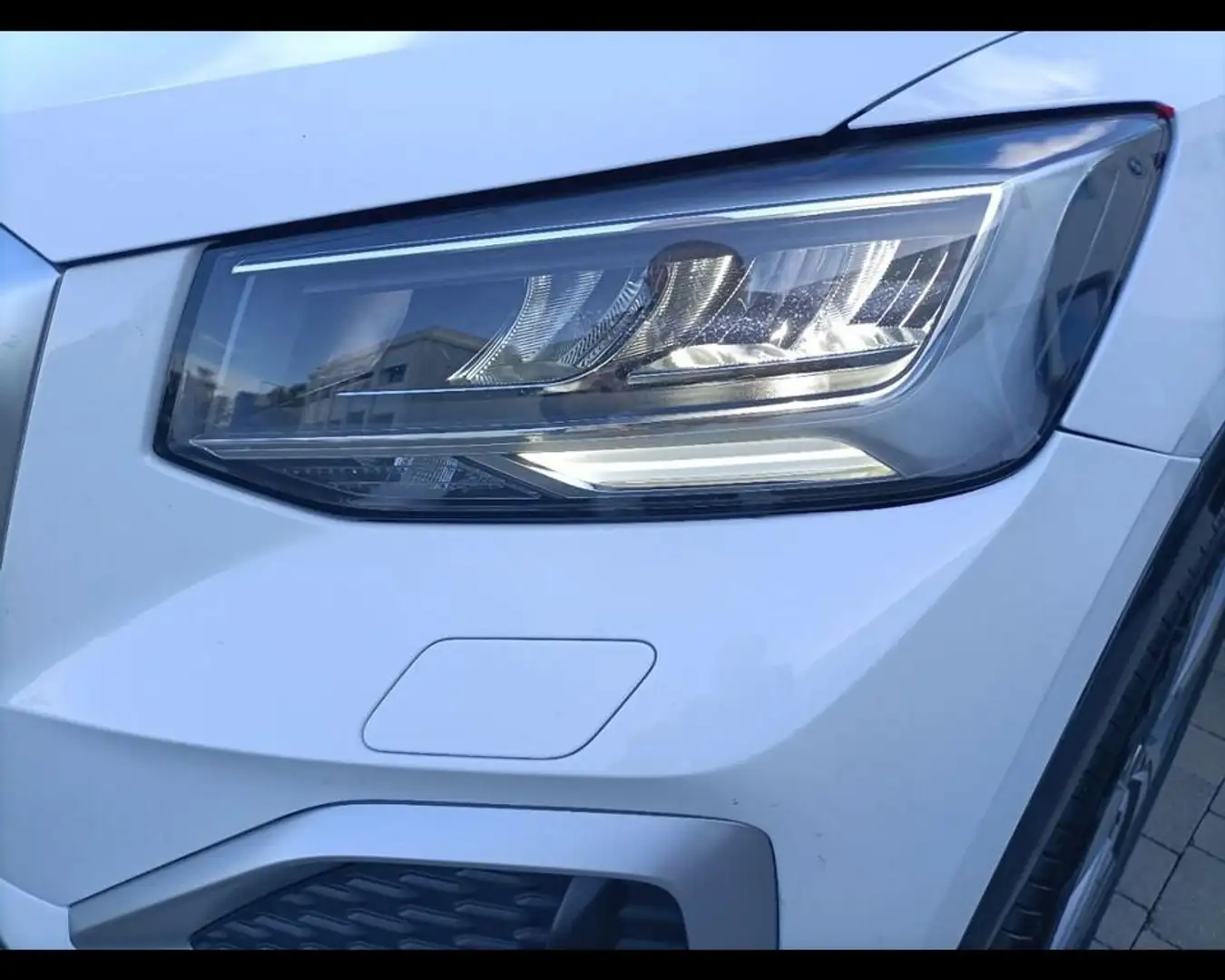 Audi Q2 30 2.0 tdi Business s-tronic Bianco - 1
