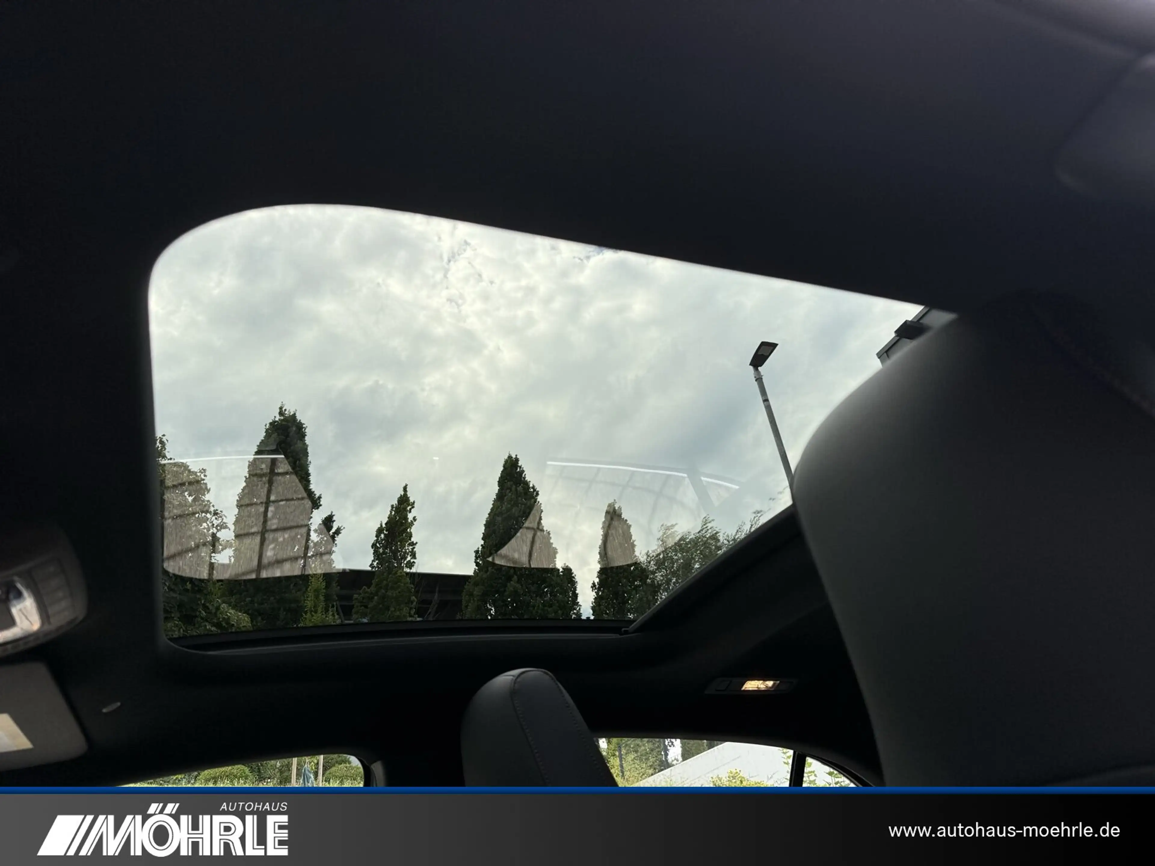 Mercedes-Benz A 250 A 250 e EQ Hybrid Technologie AMG Line Pano-SHD — photo 11