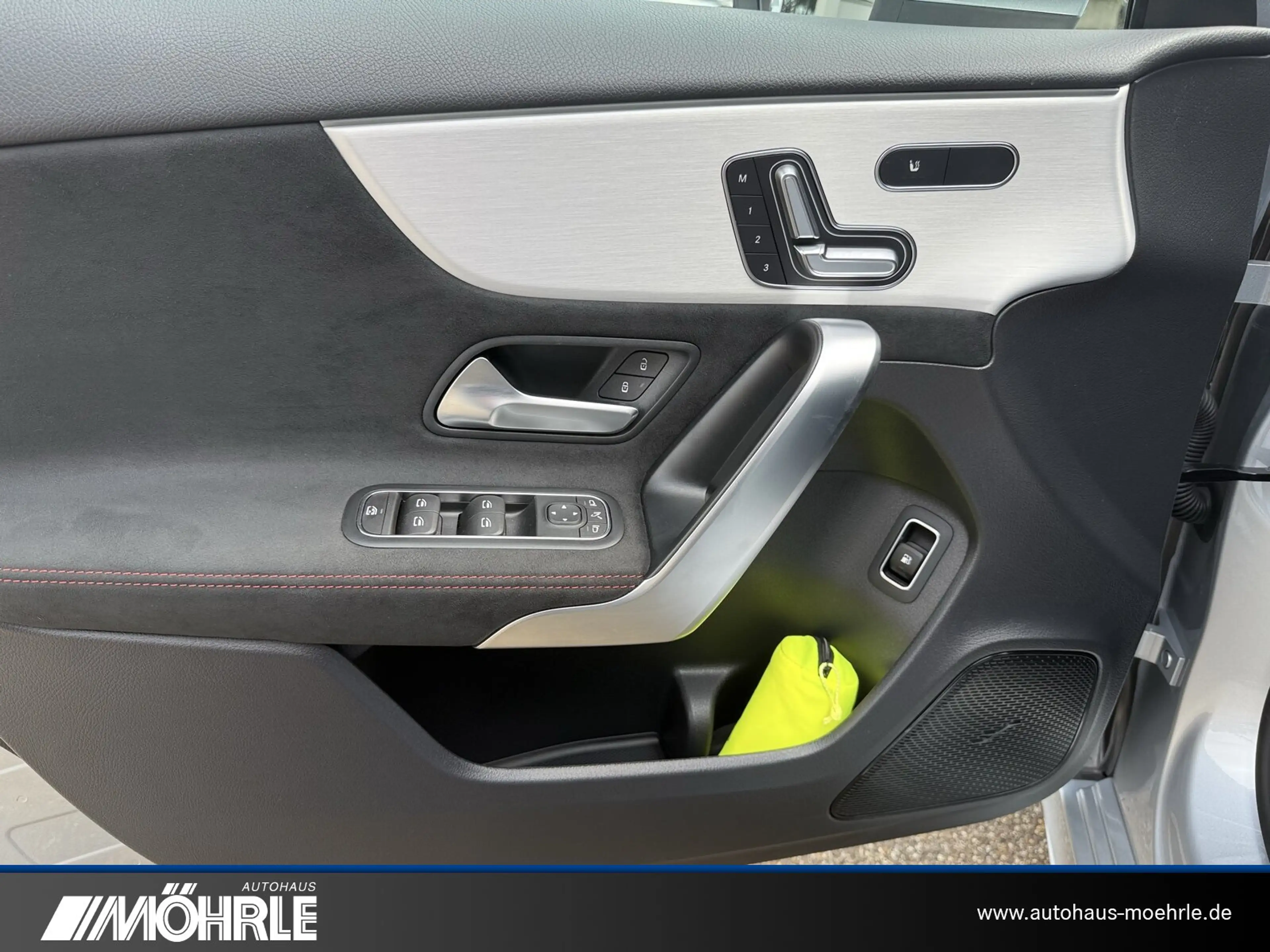 Mercedes-Benz A 250 A 250 e EQ Hybrid Technologie AMG Line Pano-SHD — photo 7