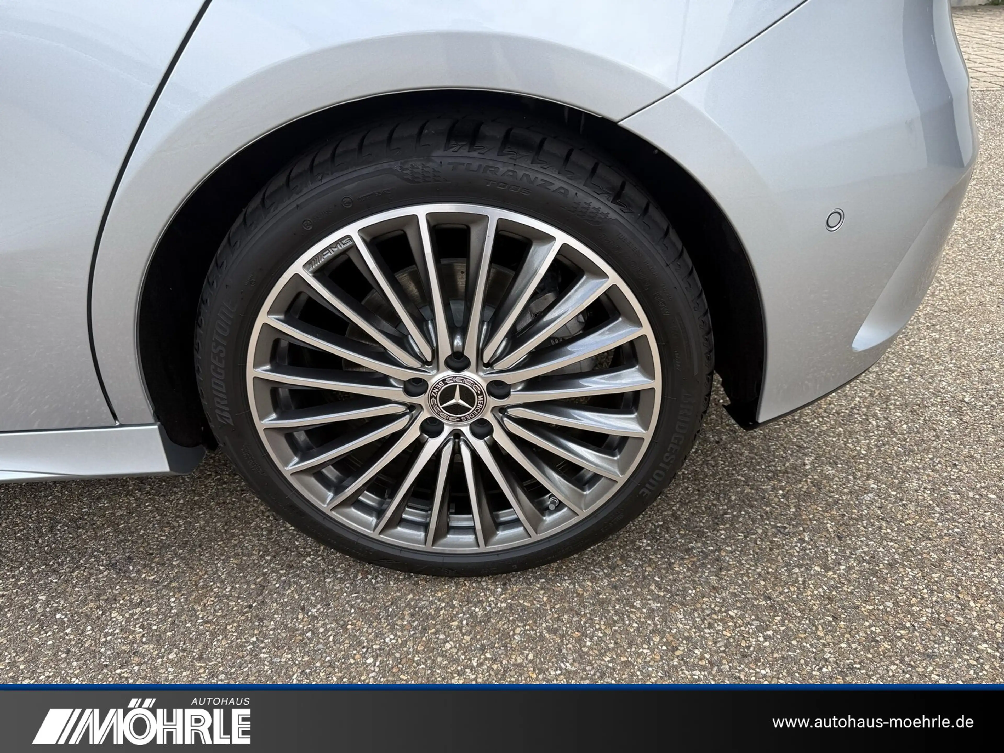 Mercedes-Benz A 250 A 250 e EQ Hybrid Technologie AMG Line Pano-SHD — photo 13