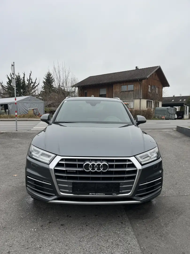 Audi Q5 Quattro Automatik 3xS-Line *Panoramadach* Grau - 2