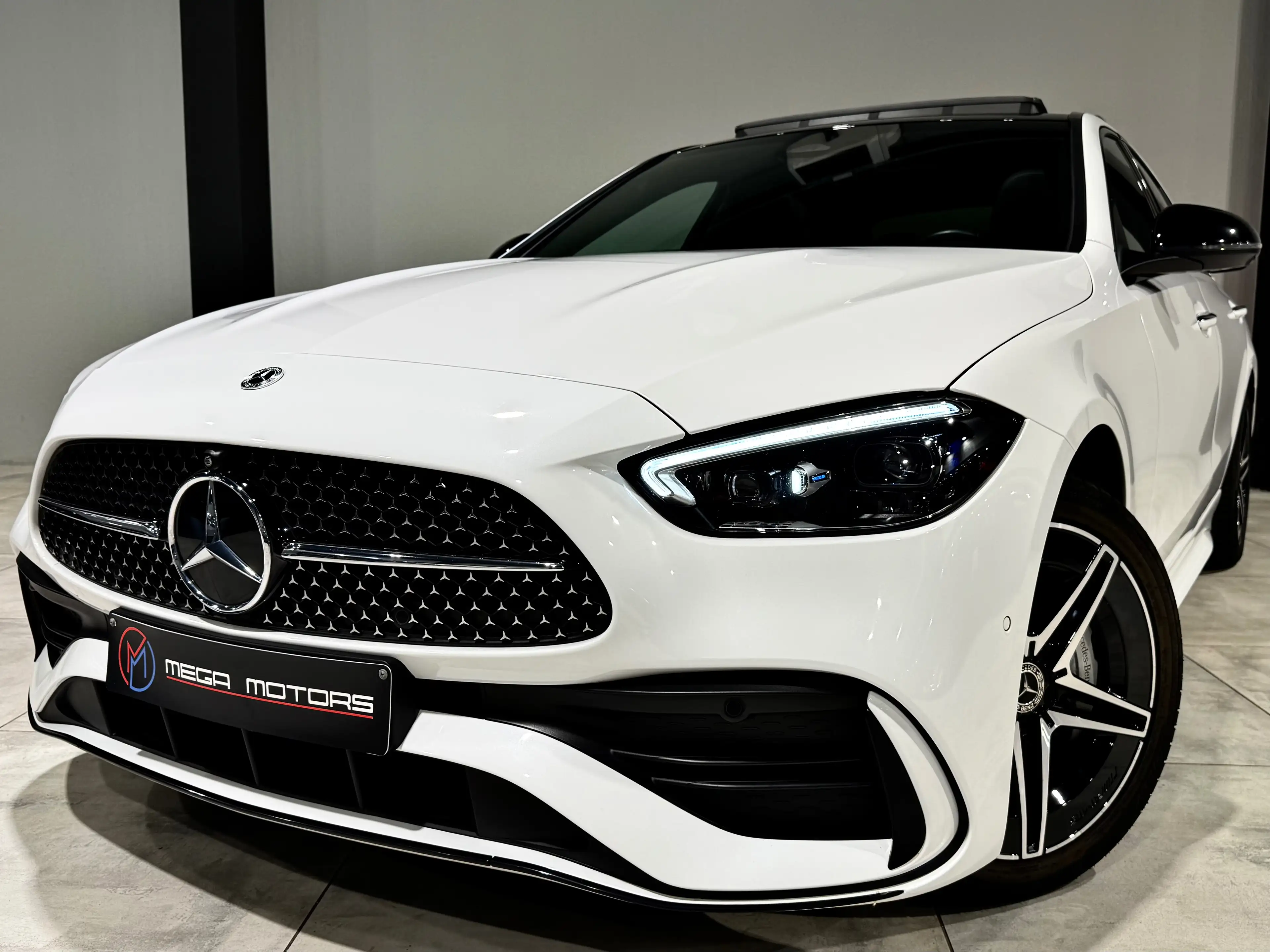 Mercedes-Benz C 300 de 194Cv + 129Cv Hybride !! PACK AMG !! PACK NiGHT !! TVA-BTW !! — photo 3