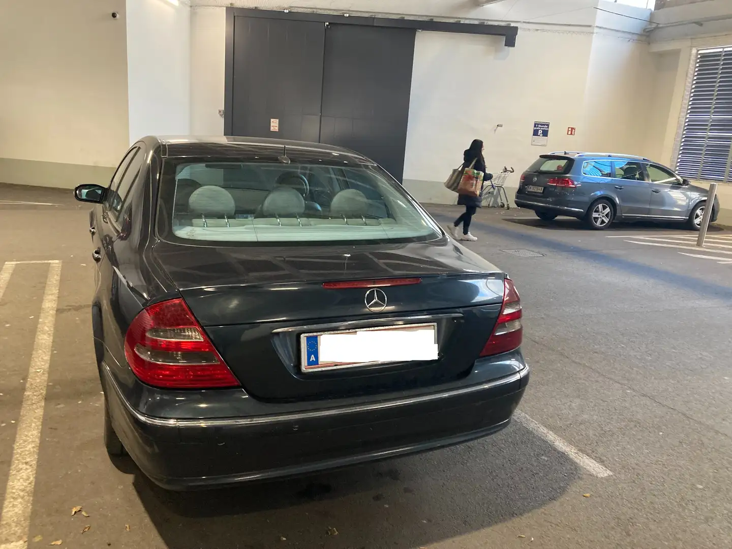 Mercedes-Benz E 270 E 270 Avantgarde CDI Sequentronic Avantgarde Negru - 2