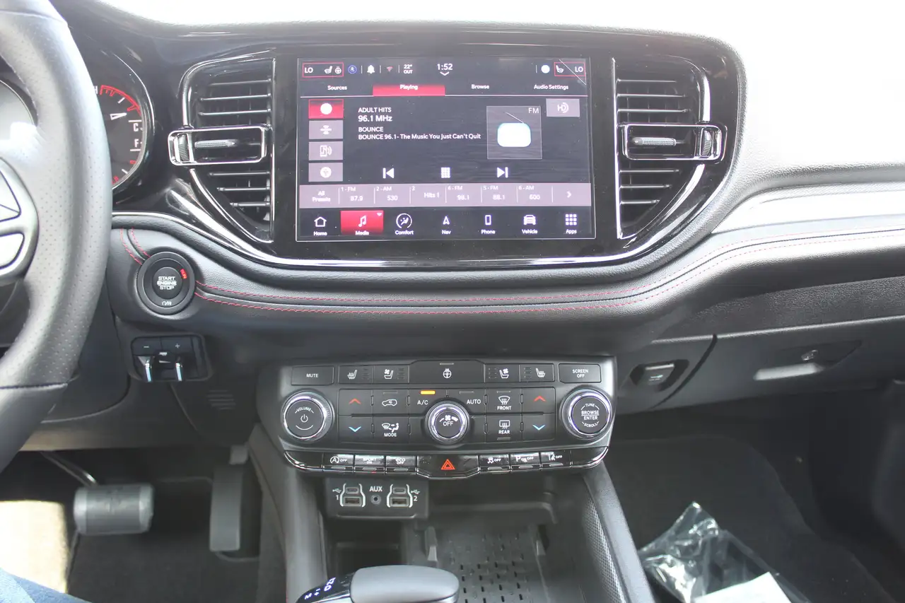 Dodge Durango снимка Dodge Durango