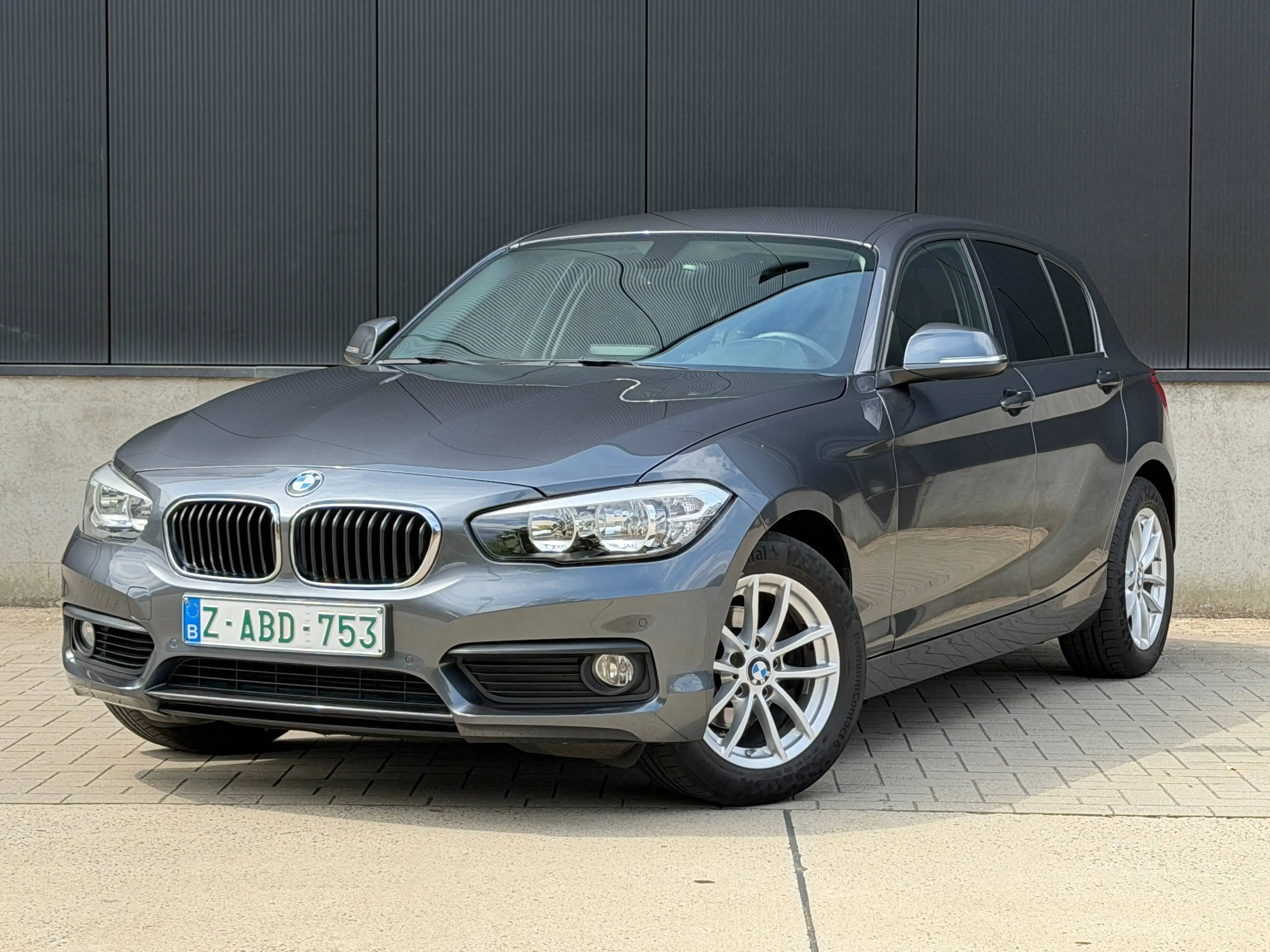 BMW 118 118iA *GEKEURD VOOR VERKOOP*