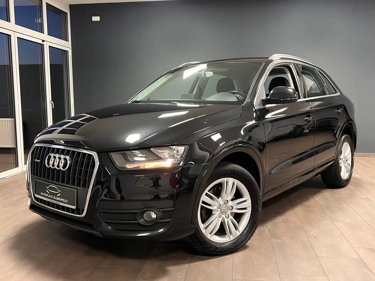 Audi Q3 2.0 TFSI quattro S-Tronic / SHZ / NAVI / MULTI / Noir - 1