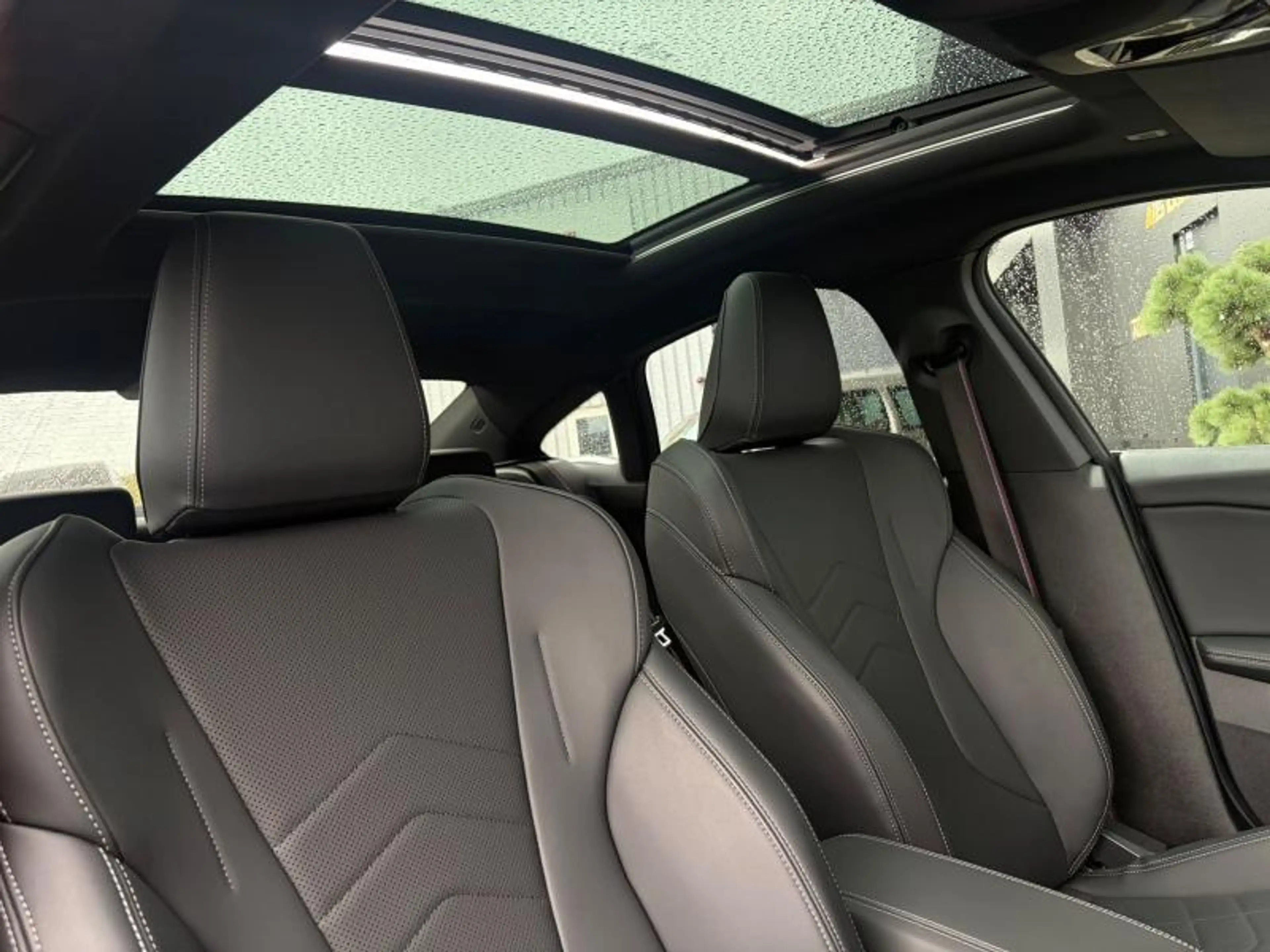 BMW 216 Pack M/Toit Ouvrant/Camera — photo 7