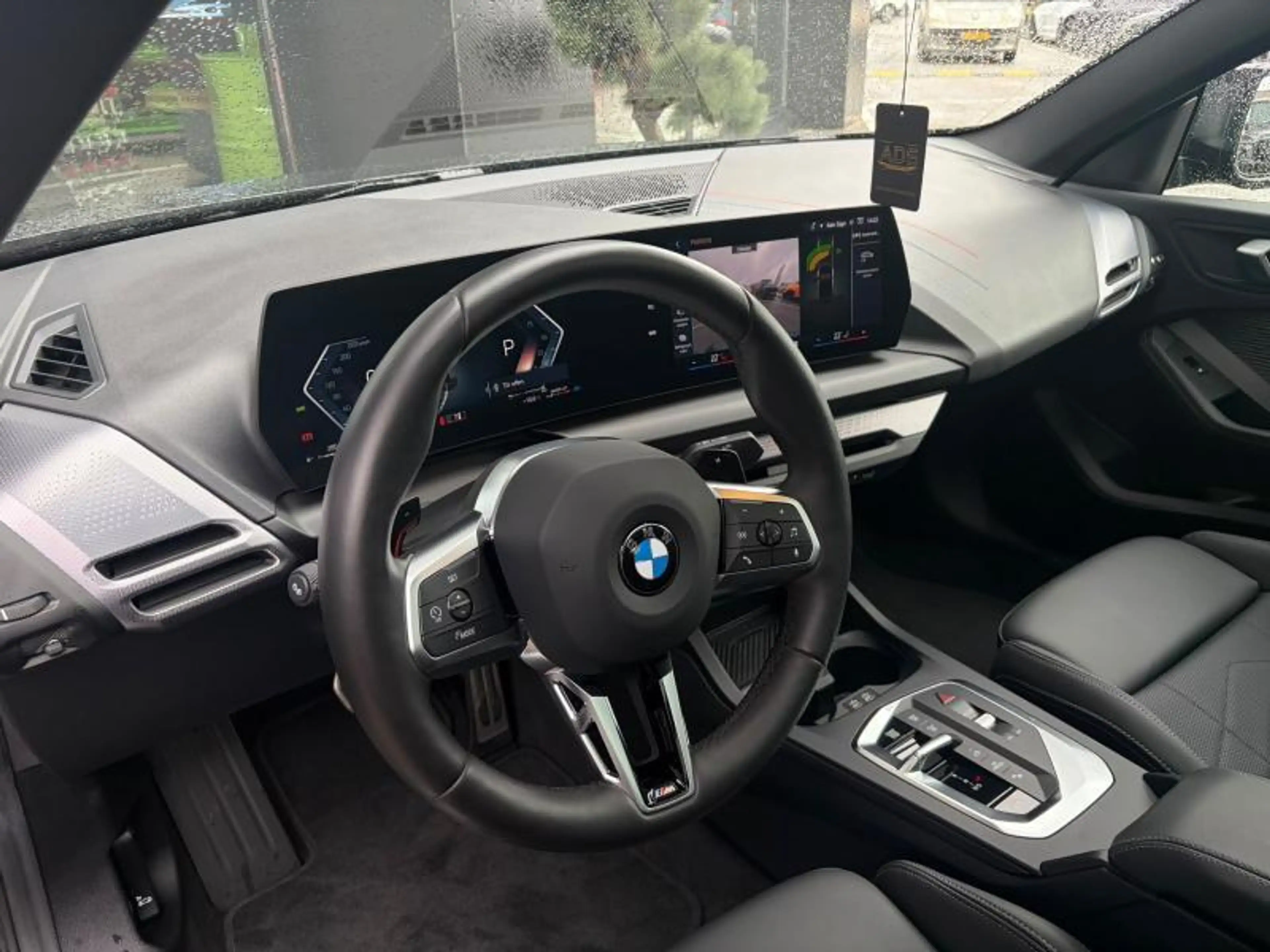BMW 216 Pack M/Toit Ouvrant/Camera — photo 6