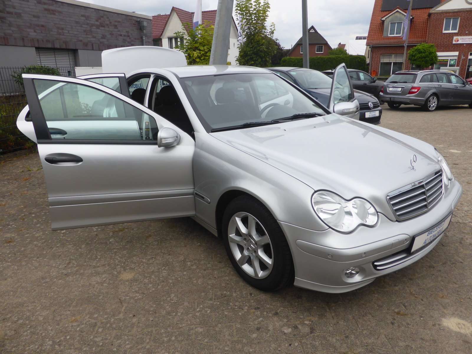 Second hand Mercedes Benz C-Class 