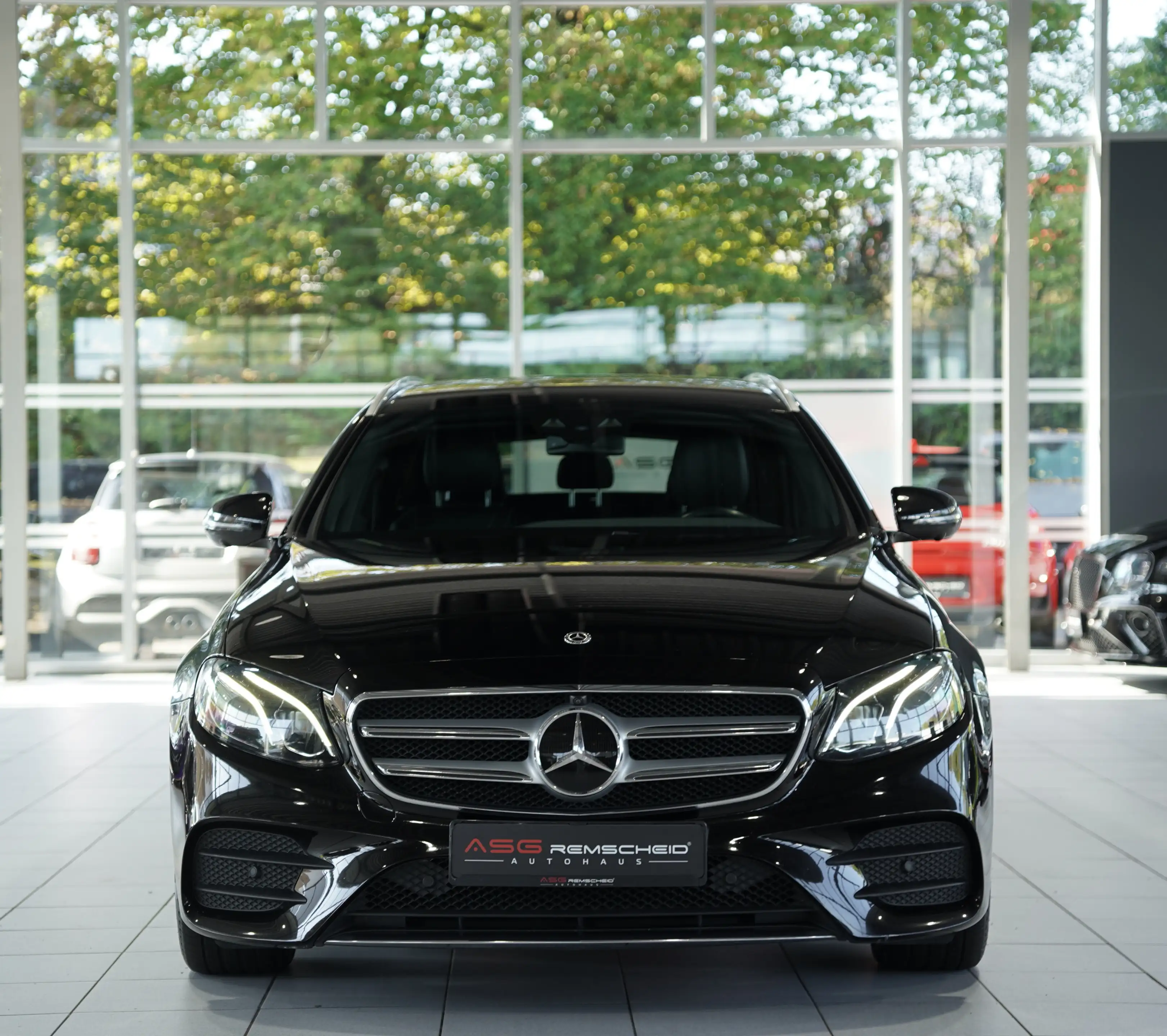 Mercedes-Benz E 400 4M T AMG Line *2.H *Wide *HUD *Nappa — photo 4