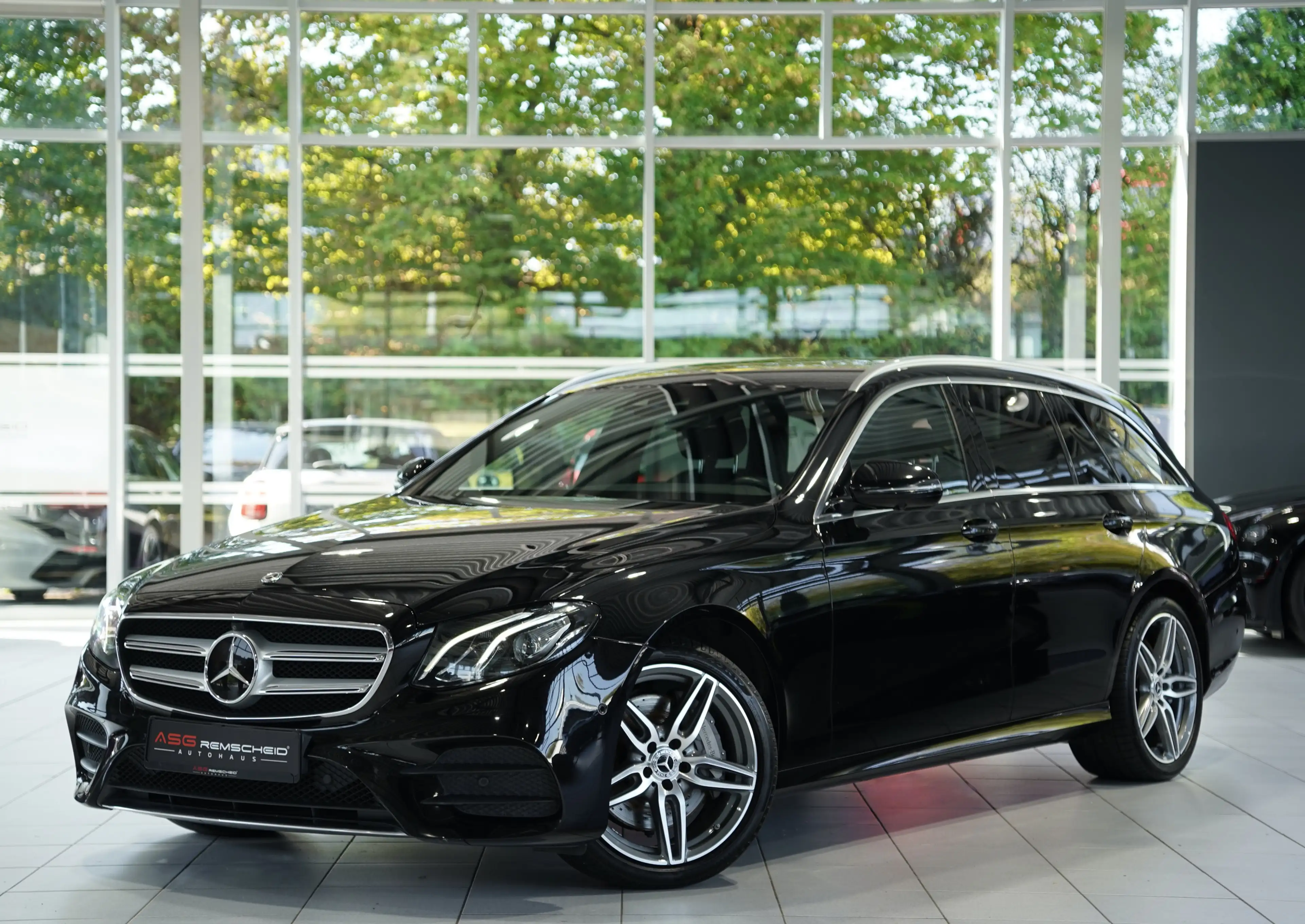 Mercedes-Benz E 400 4M T AMG Line *2.H *Wide *HUD *Nappa