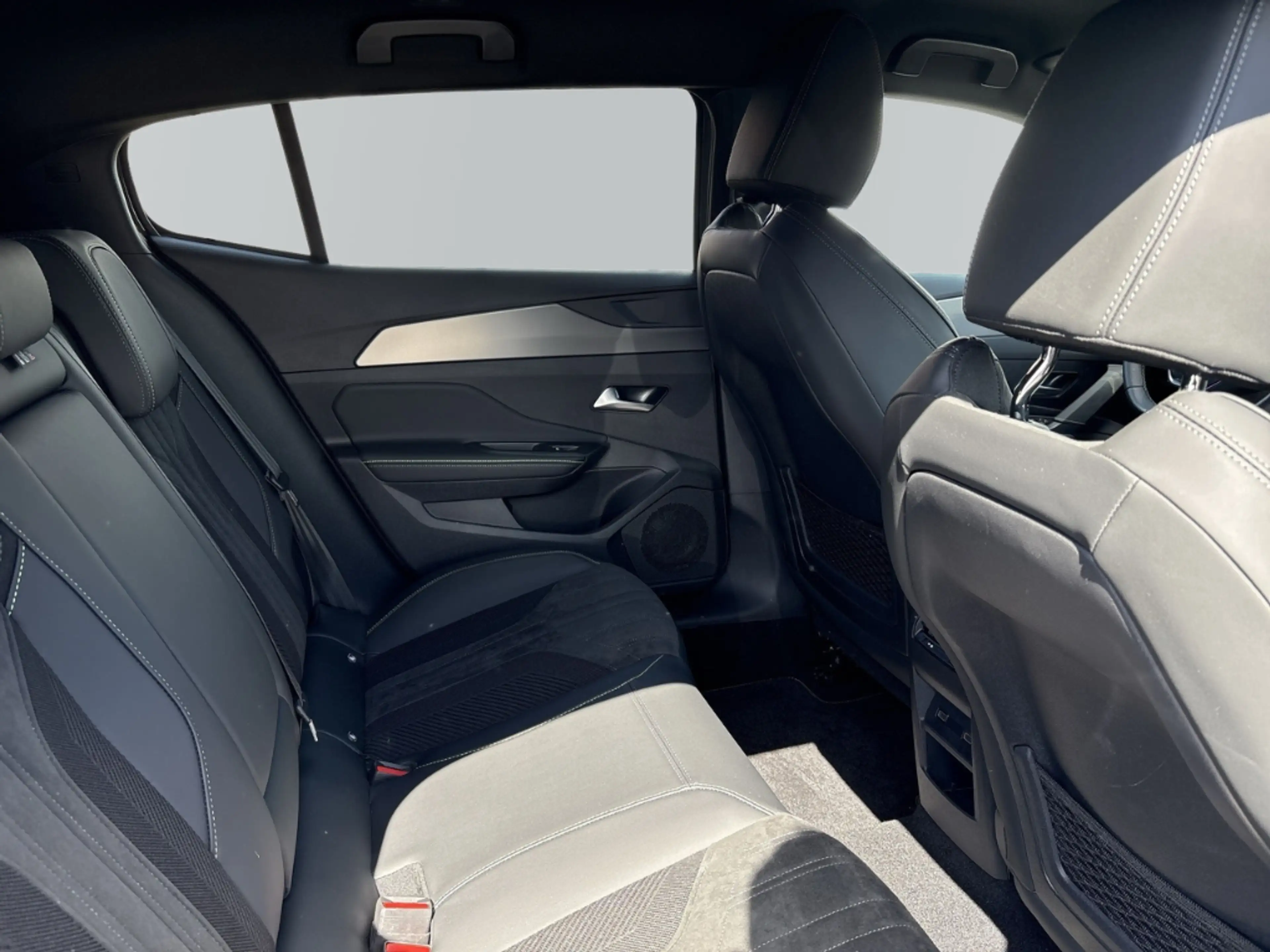 Peugeot 408 GT Navi Memory Sitze 360 Kamera LED Blendfreies Fe — photo 10