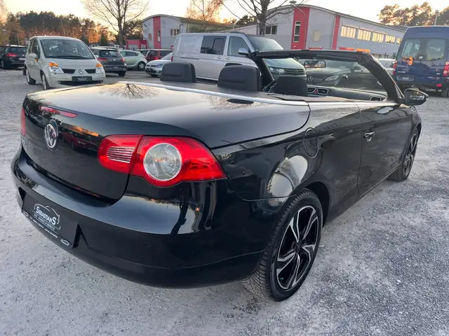 Volkswagen Eos view 4