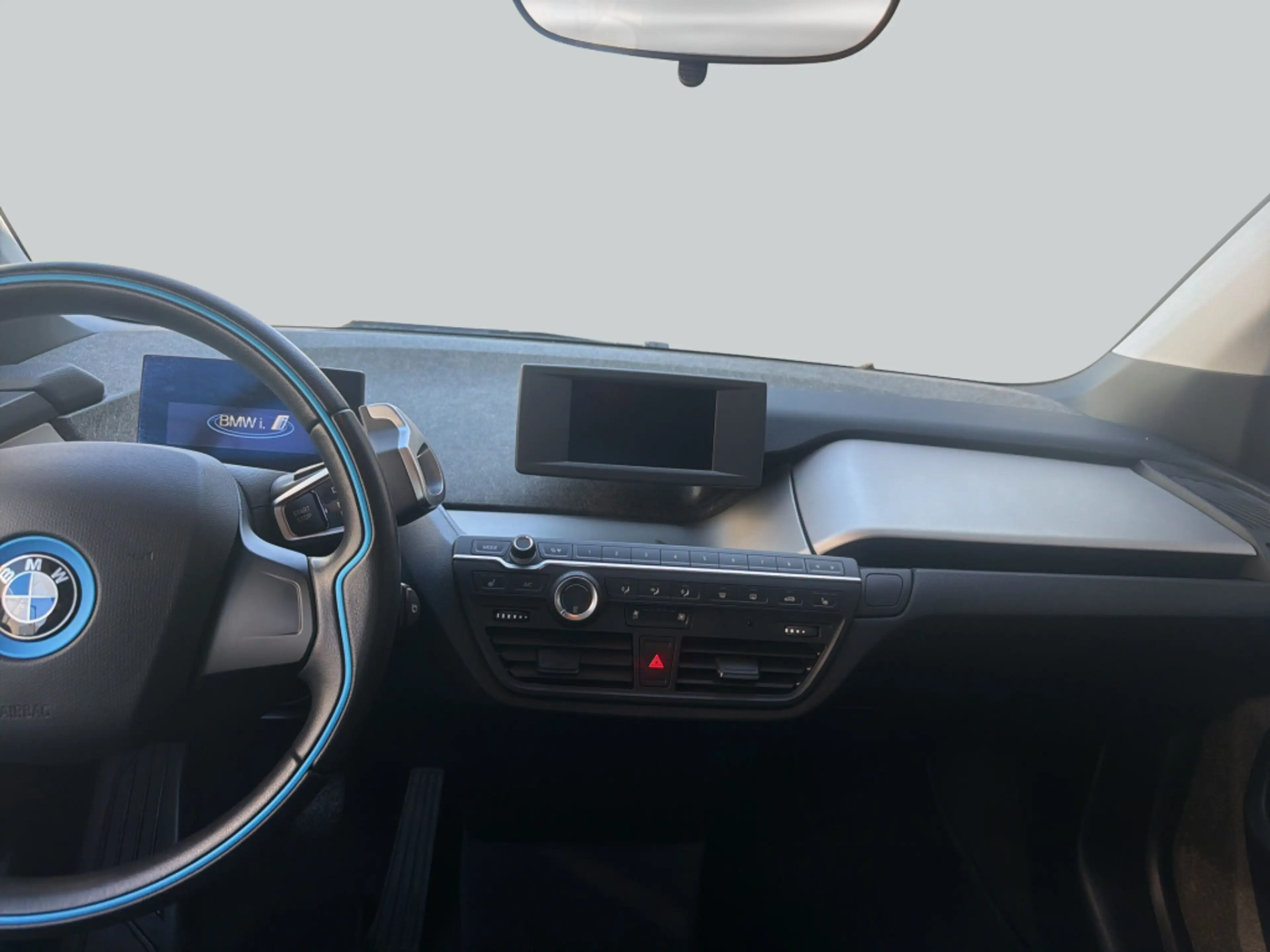 BMW i3 (120 Ah), SHZ — photo 15