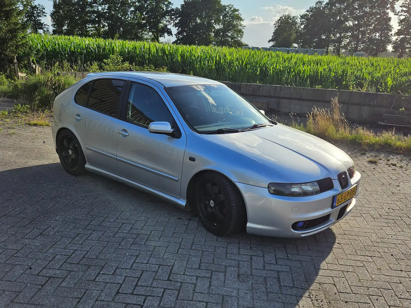 SEAT Leon Leon 1.8-20VT Topsport Argent - 2