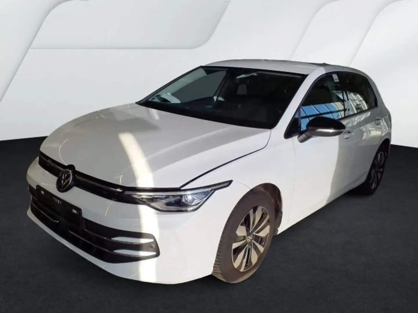 Volkswagen Golf VIII 1,5TSI GOAL Navi LED AHK Sitzheizung Weiß - 2