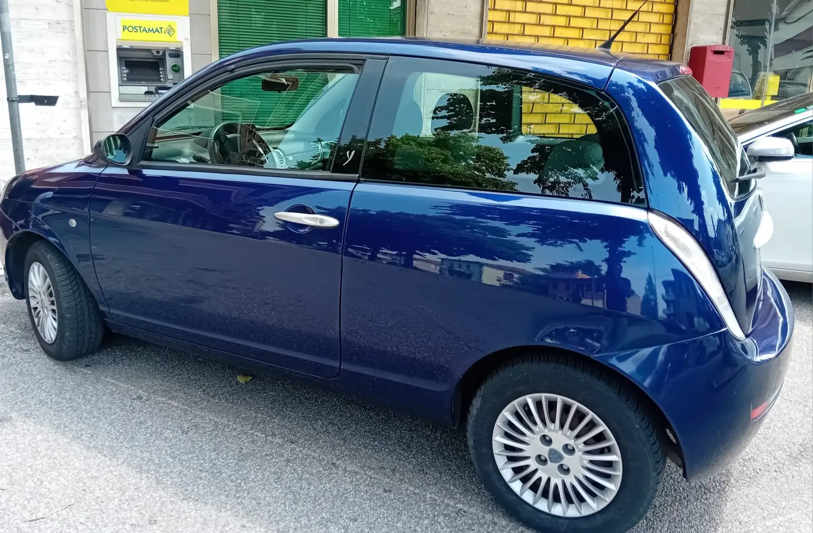 Lancia Ypsilon 1.3 mjt 16v Blue&Me - 2