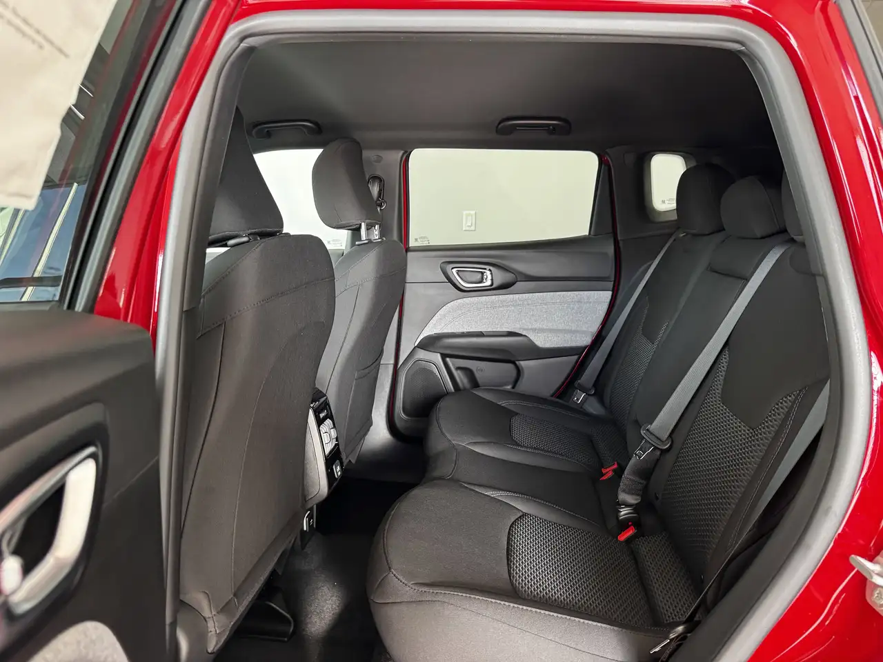 Jeep Compass снимка Jeep Compass