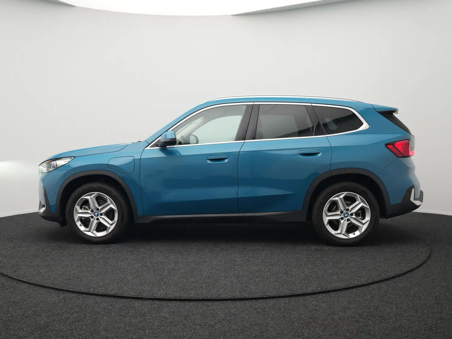 BMW X1 xDrive25e Plug In Hybrid 245pk Dealer O.H PHEV | T Blau - 2