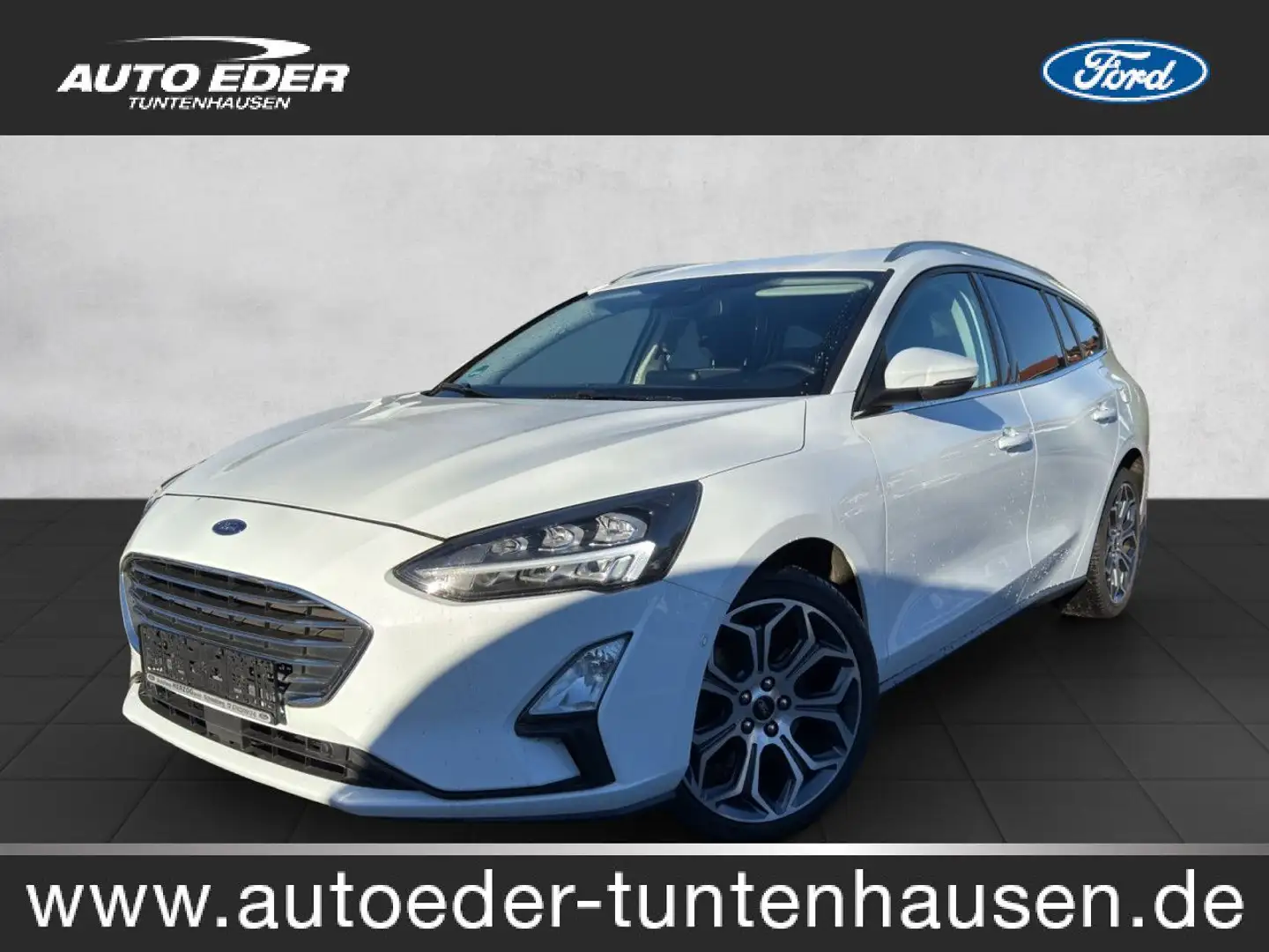 Ford Focus Turnier Titanium Bluetooth Navi LED Klima Wit - 1