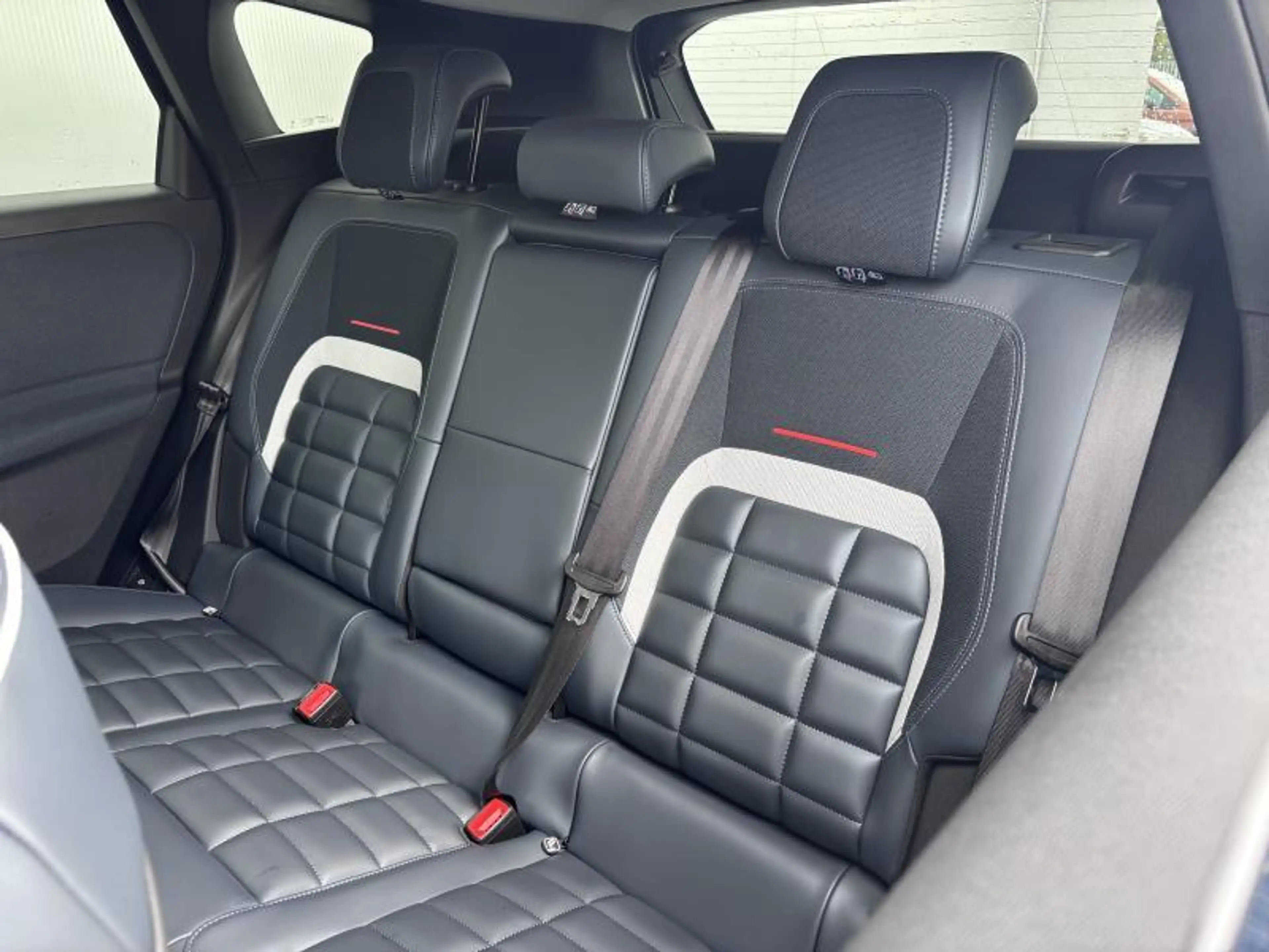 Citroen C5 Aircross ë- Max — photo 11