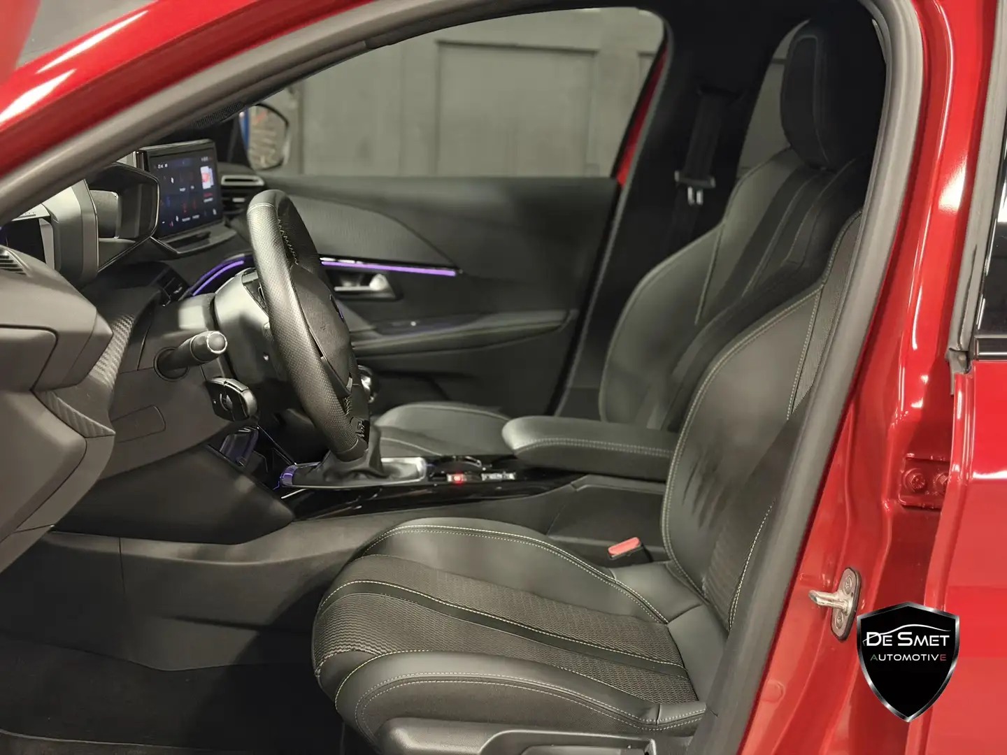 Peugeot 208 PureTech 100 GT Gris - 2