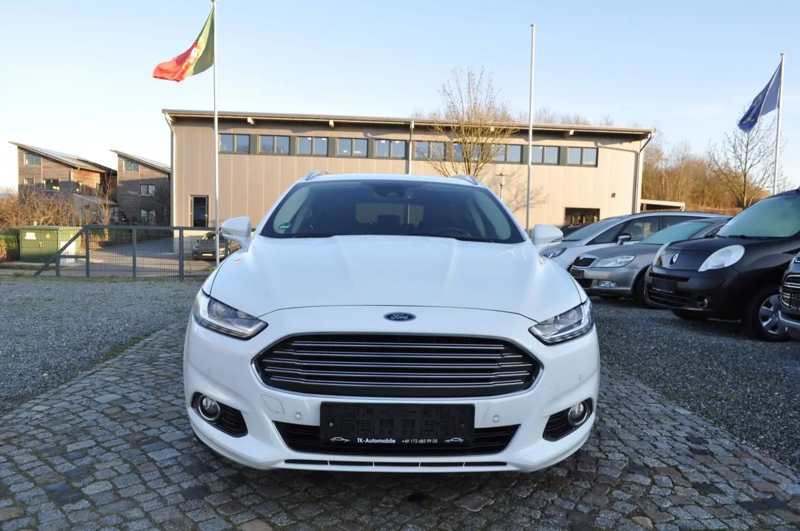 Ford Mondeo Turnier Titanium/SPURHALTE/KAMERA/NAVI Weiß - 2