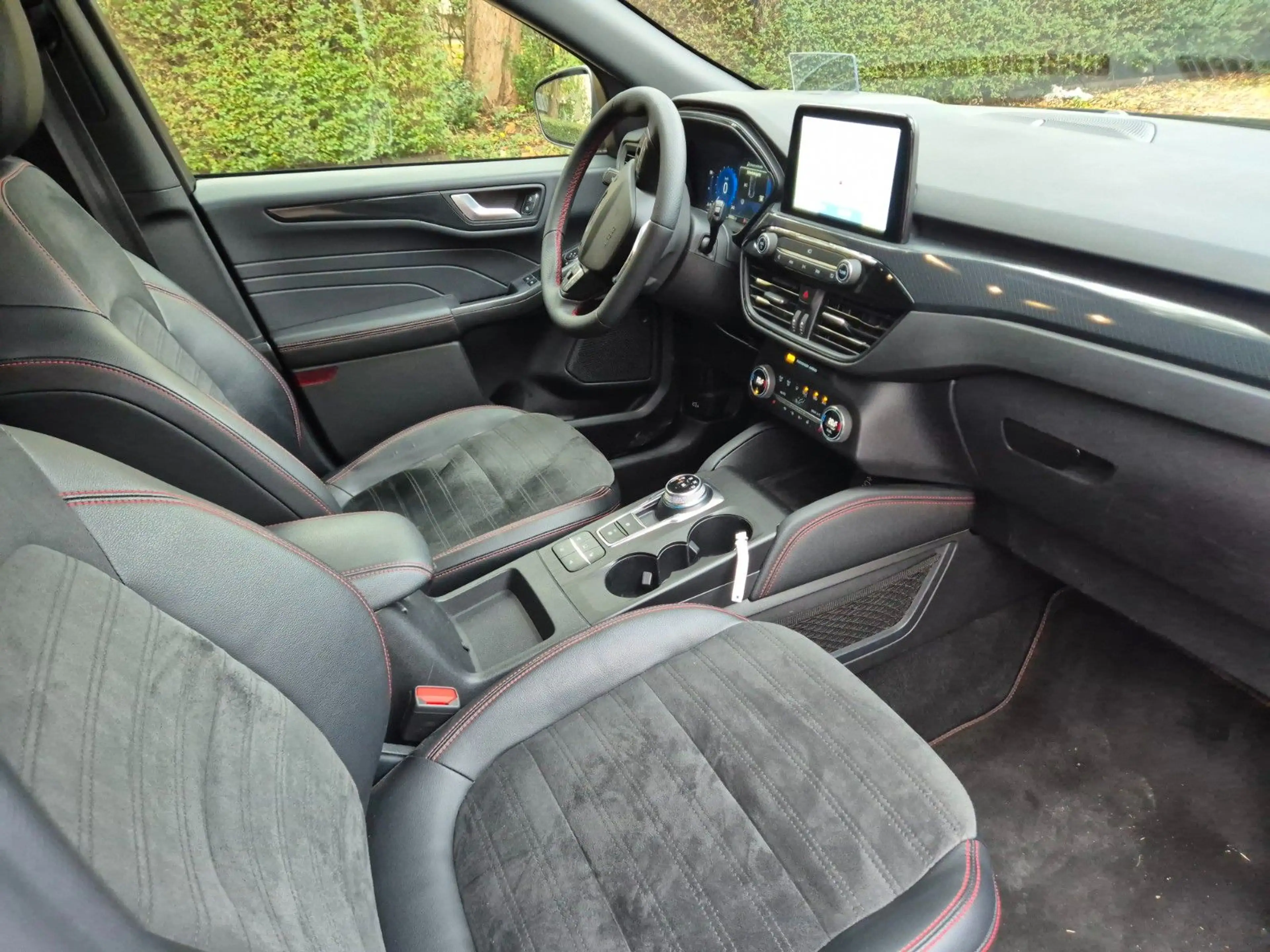 Ford Kuga KUGA  ST-Line X 2.0 TDCI4WDAUT. LEDER 12399NETTO — photo 9