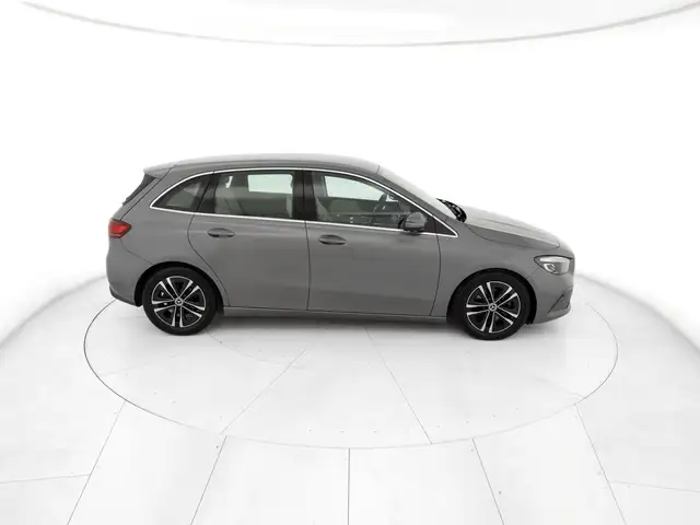 Mercedes-Benz B-Class view 5