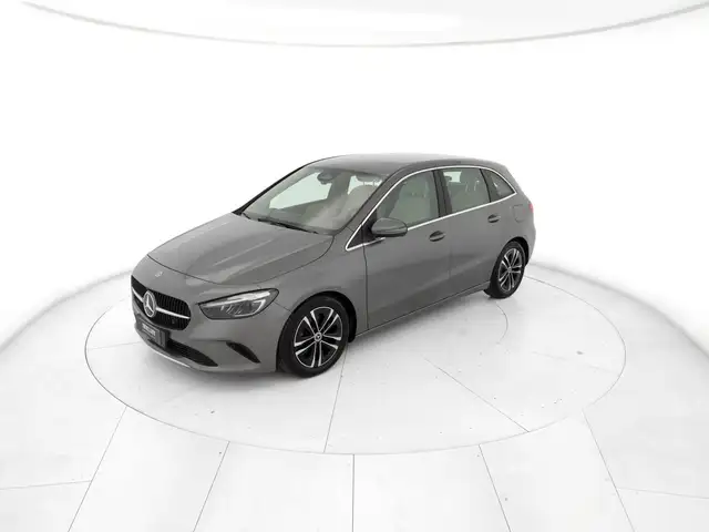 Mercedes-Benz B-Class view 2