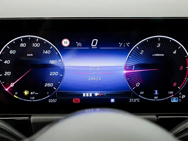Mercedes-Benz B-Class view 12