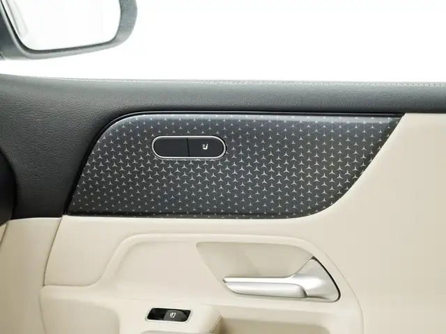 Mercedes-Benz B-Class view 14