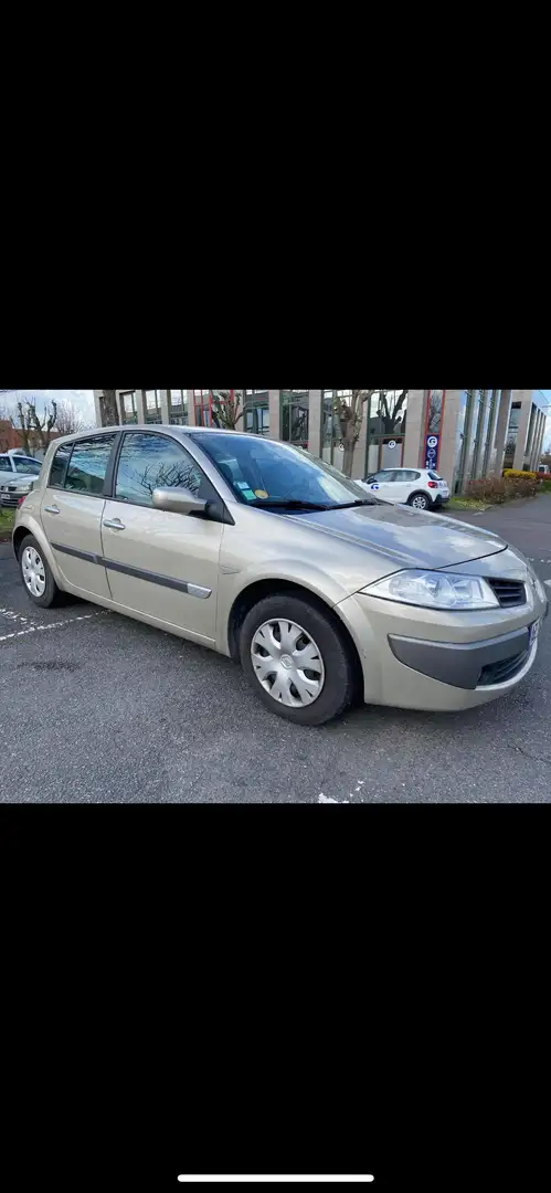 Renault Megane Mégane II 1.9 dCi 130 FAP Confort Expression - 2