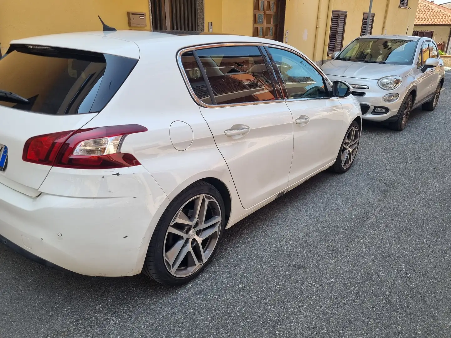 Peugeot 308 5p 1.6 e-hdi 8v Allure s&s 115cv fap - 2