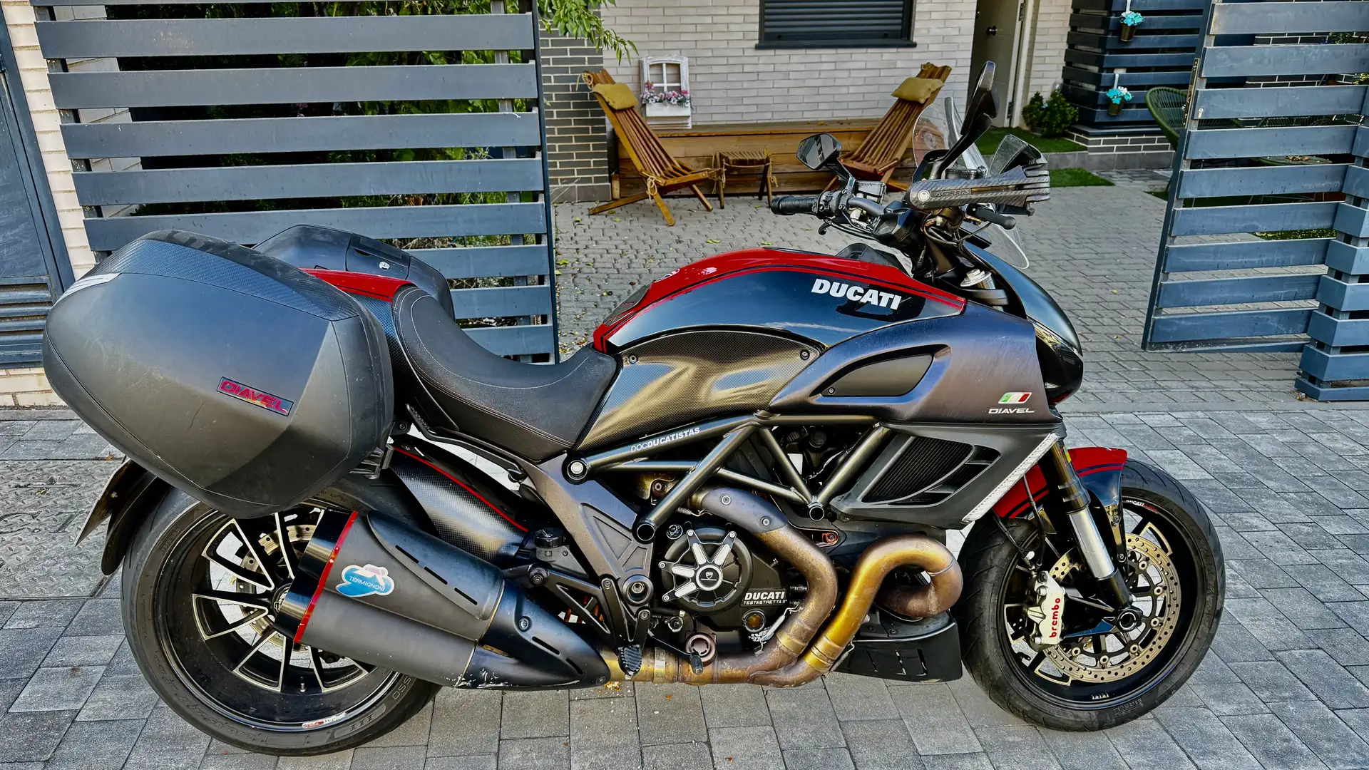 Ducati Diavel Carbon Чорний - 1