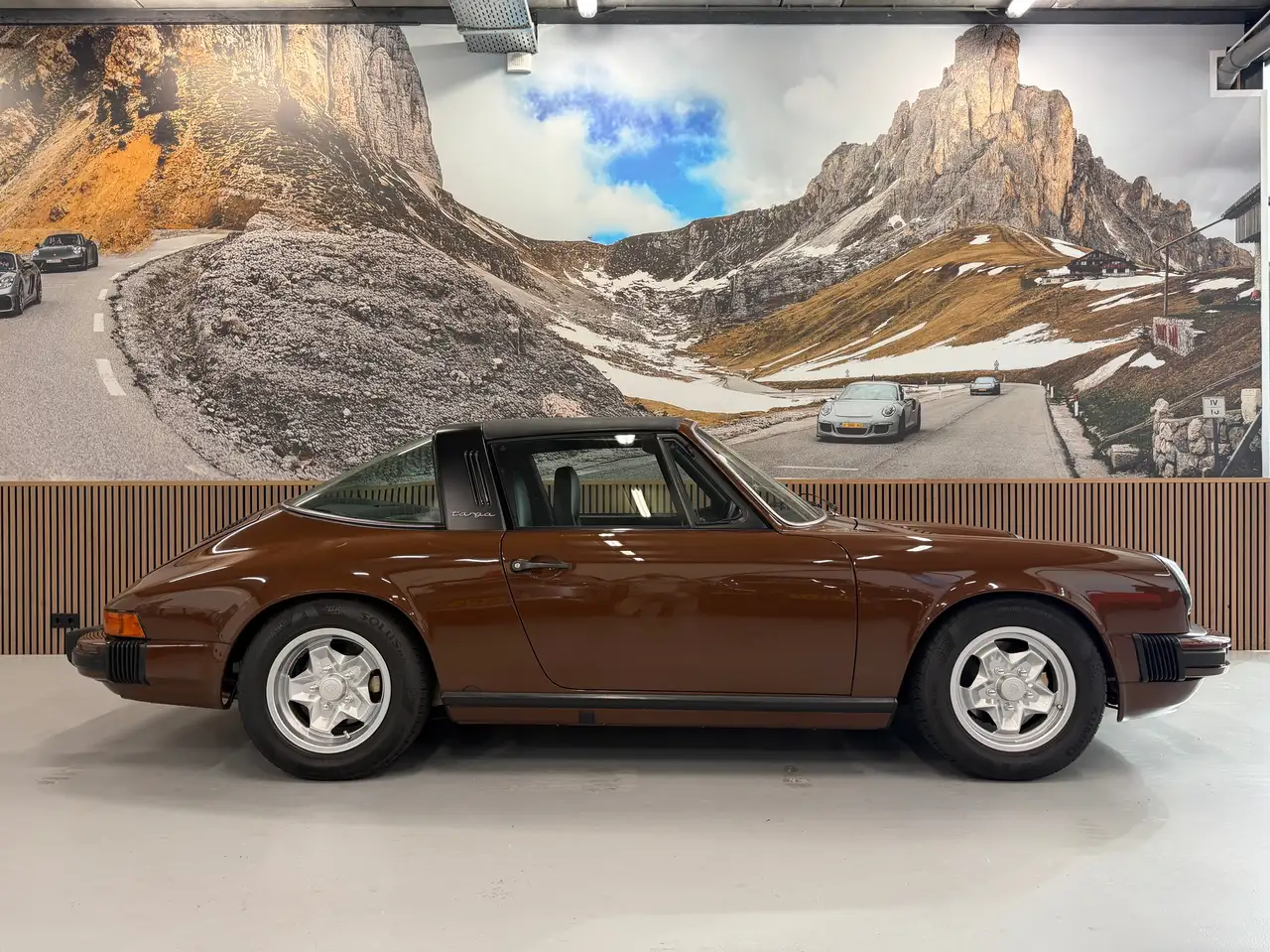 Porsche 911 S Targa, foto 1