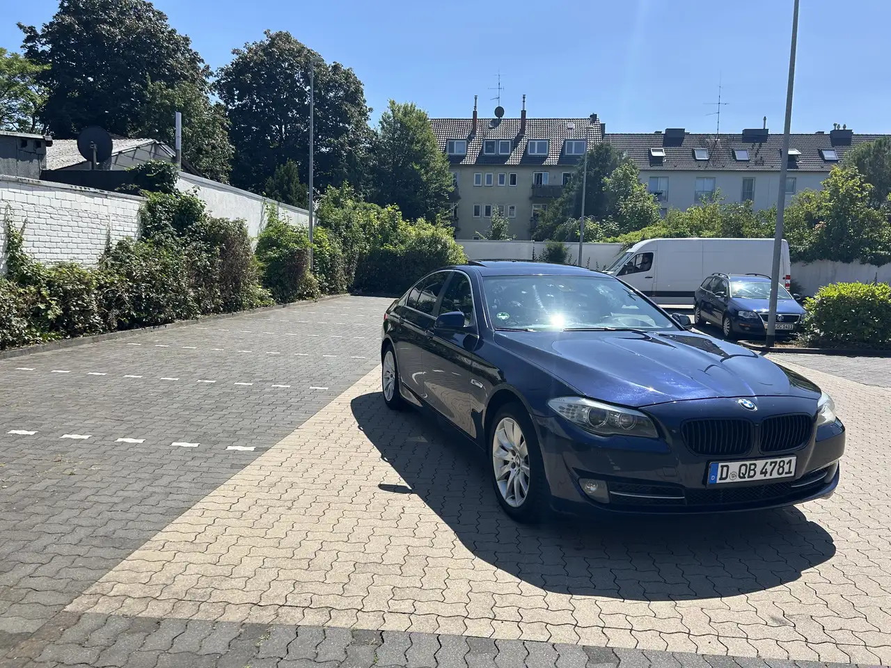 BMW 525