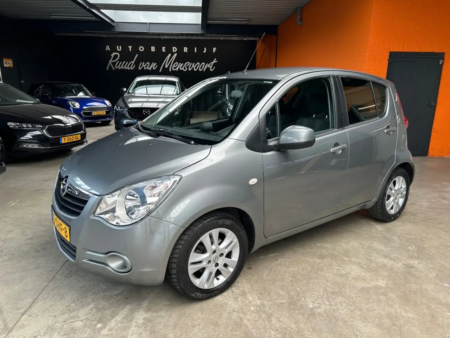 Opel Agila 1.0 EDITION / Airco / Trekhaak / 1e Eigenaar Gris - 1