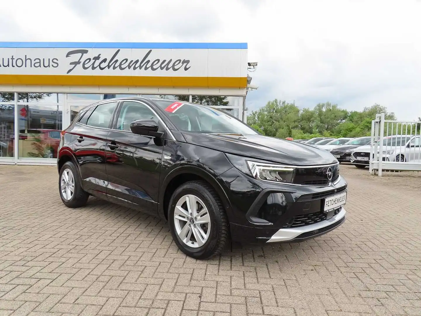 Opel Grandland Aut.  LED+RFK+SHZ+Beh.WSS+AGR+ALU+GJR Schwarz - 1