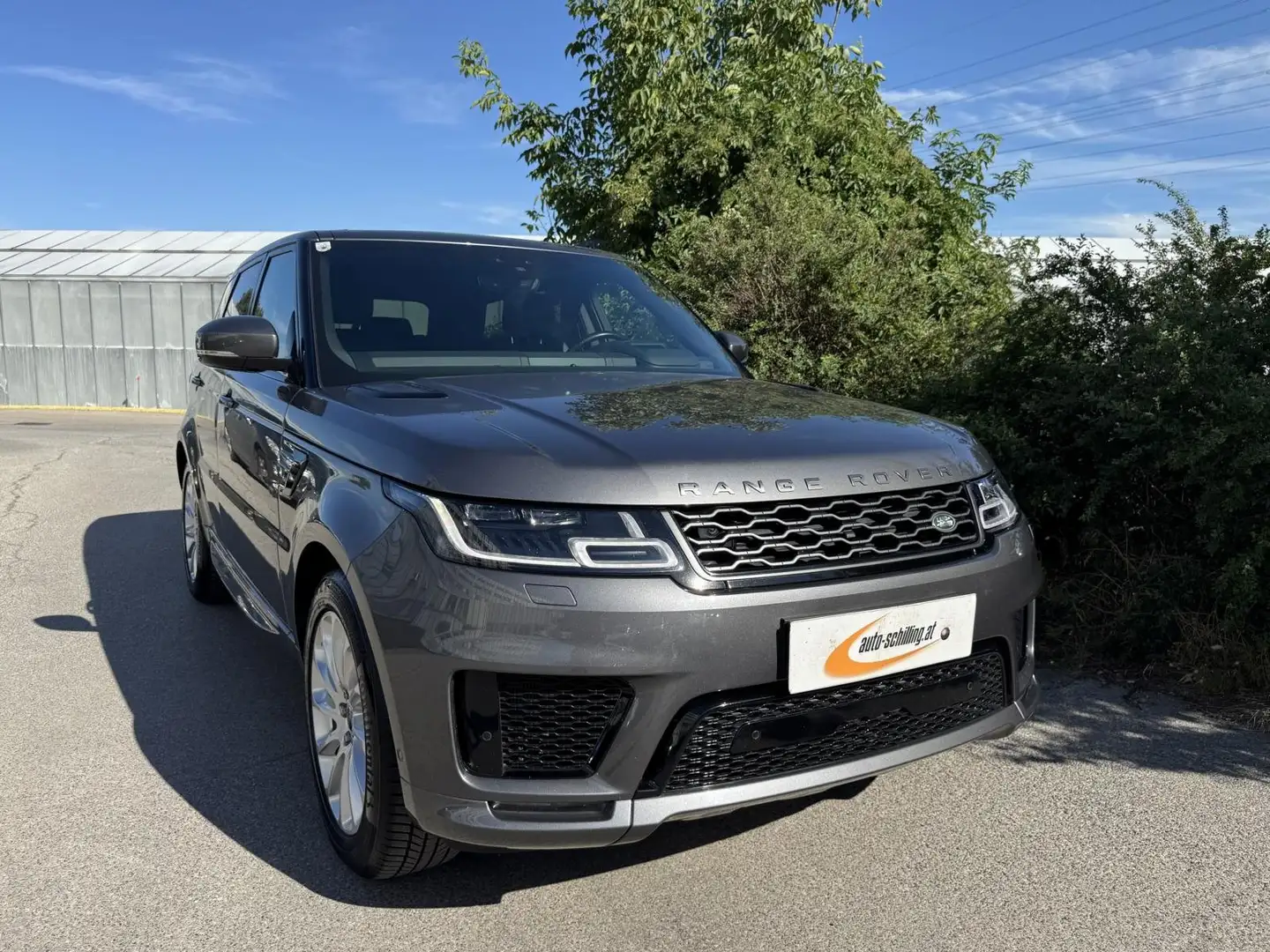 Land Rover Range Rover Sport 3,0SDV6 HSE Dynamic Automatik 1.Bes *viele Extras* Grau - 1