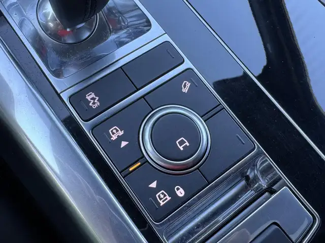 Land Rover Range Rover Sport view 14