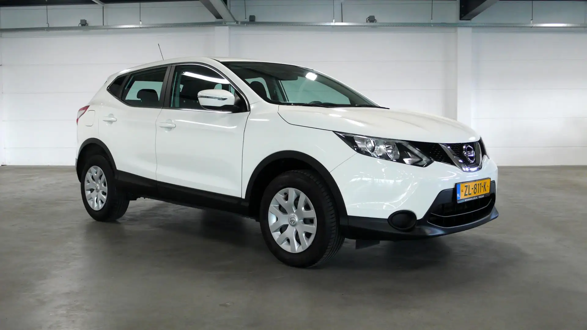Nissan Qashqai 1.2 Visia | Airco | Cruise | Niet in gerookt Wit - 1